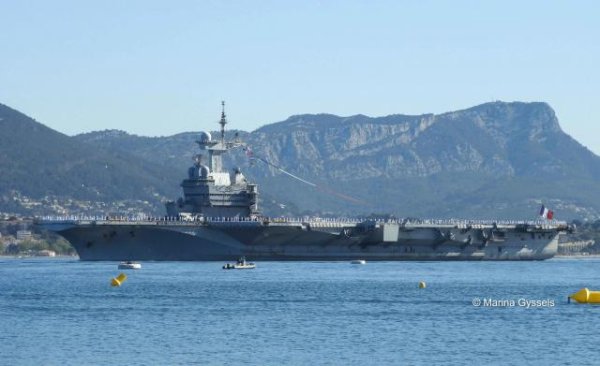 信汇网 “被40艘中国大型军舰围观”！法航母军官称在南海“偶遇”山东舰